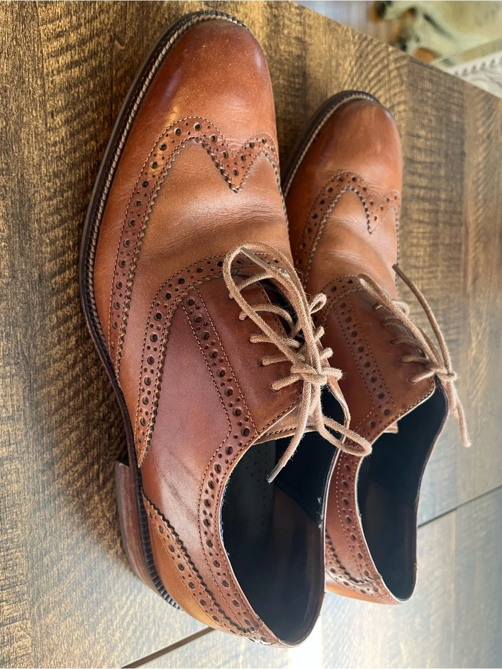 Men's Classic Brown Leather Wingtip Oxfords